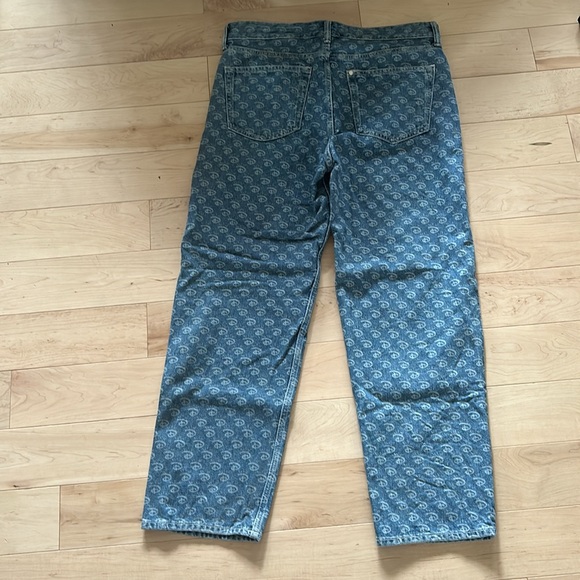 Men’s H&M Disney 100yr Anniversary Jeans 34/32 - Picture 2 of 3